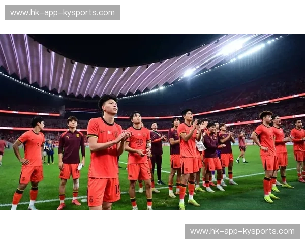 决战亚洲杯！越南“金星”闪耀，阿联酋“白袍”争锋，谁能摘得桂冠？